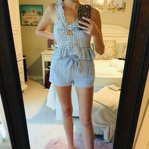 Nikki's Beachhouse Boutique (XS)